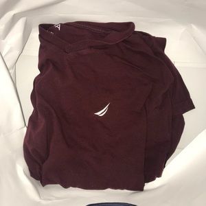 Maroon men’s Nautica T-shirt
